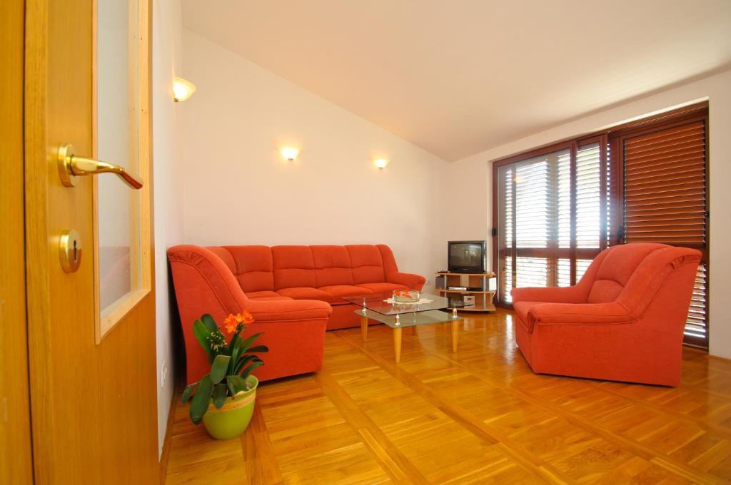 טרוגיר Hella Apartments מראה חיצוני תמונה