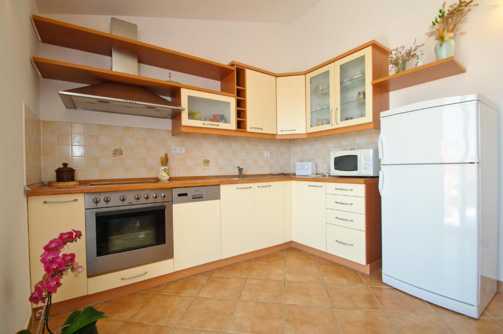 טרוגיר Hella Apartments מראה חיצוני תמונה